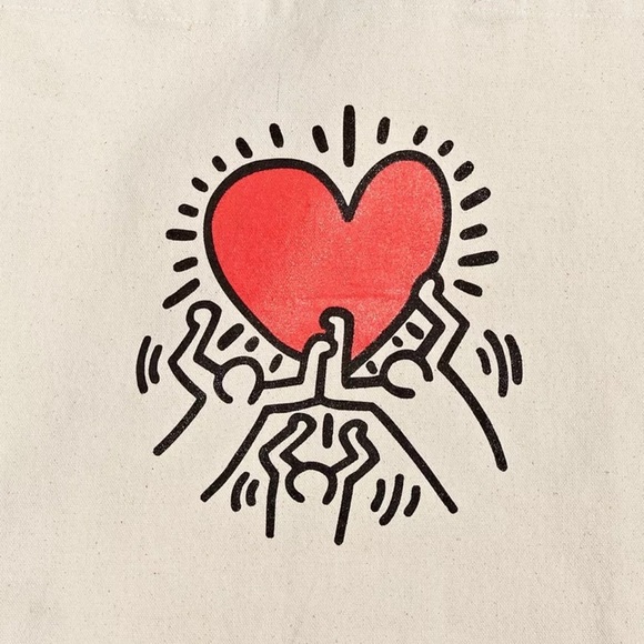 Urban Outfitters Keith Haring Holding Heart Tote Bag, Tan/Black/Red, NWT - Picture 5 of 13